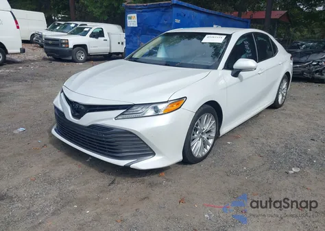 2018 Toyota Camry Xle из США, поврежденный, VIN 4T1B11HK1JU037789